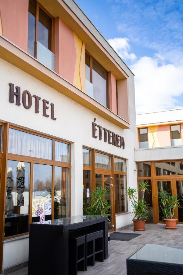 Dabas Hotel Exterior foto